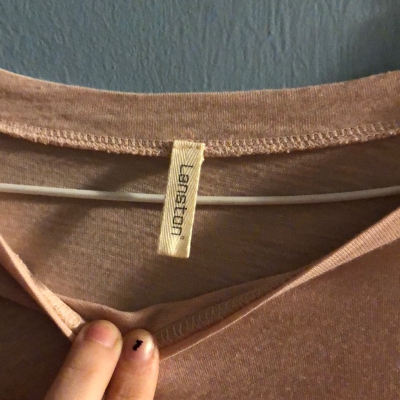 Soft pink blouse - Picture 3 of 3